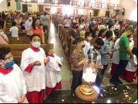 Itápolis - Festa N.S.Aparecida na Paróquia São Benedito 12-10